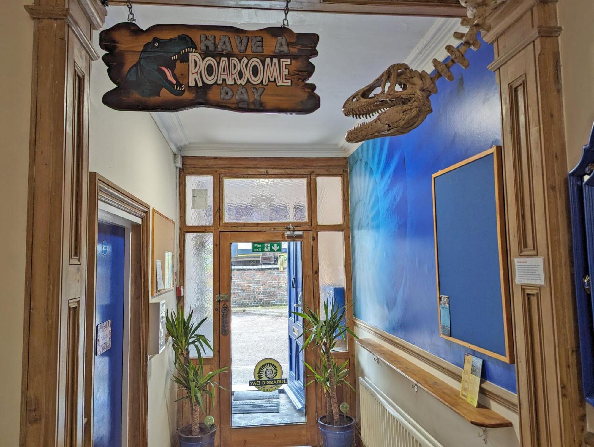 Jurassic Bay Holidays Уеймут Екстериор снимка